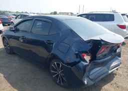 2018 TOYOTA COROLLA SE