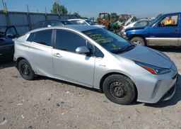 2019 TOYOTA PRIUS