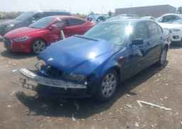 2004 BMW 325XI