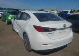 2017 MAZDA MAZDA3 GX