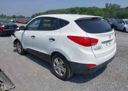 2015 HYUNDAI TUCSON GL