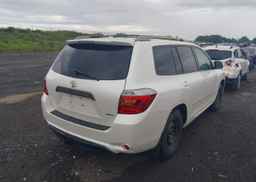 2010 TOYOTA HIGHLANDER