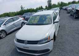 2011 VOLKSWAGEN JETTA SE