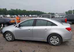 2015 CHEVROLET CRUZE