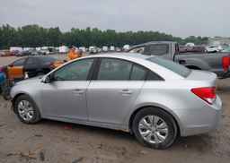 2015 CHEVROLET CRUZE