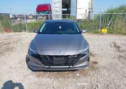 2023 HYUNDAI ELANTRA PREFERRED IVT WITH TECH PACKAGE