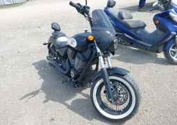 2016 VICTORY MOTORCYCLES HIGH-BALL