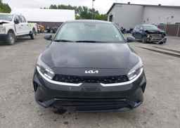 2023 KIA FORTE EX