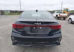 2023 KIA FORTE EX