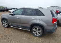 2013 KIA SORENTO EX