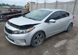 2017 KIA FORTE EX
