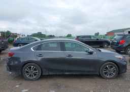2023 KIA FORTE EX