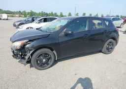 2013 MAZDA MAZDA3
