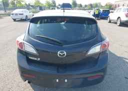 2013 MAZDA MAZDA3
