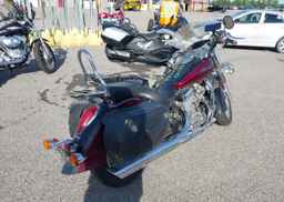 2004 HONDA VT750 CA