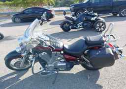 2004 HONDA VT750 CA