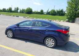 2013 HYUNDAI ELANTRA GL