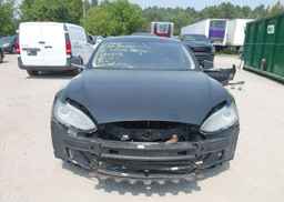 2015 TESLA MODEL S 70D