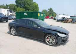 2015 TESLA MODEL S 70D