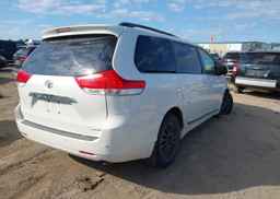 2011 TOYOTA SIENNA XLE