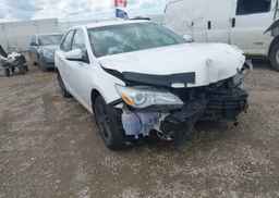2016 TOYOTA CAMRY LE