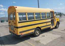 2006 CHEVROLET EXPRESS COMM CUTAWAY STANDARD