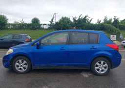 2009 NISSAN VERSA