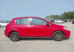 2009 NISSAN VERSA S