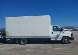 2014 GMC SAVANA CUTAWAY G3500