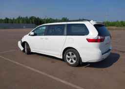 2019 TOYOTA SIENNA LE 8-PASSENGER