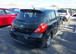 2011 NISSAN VERSA S