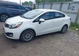 2013 KIA RIO