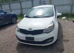 2013 KIA RIO