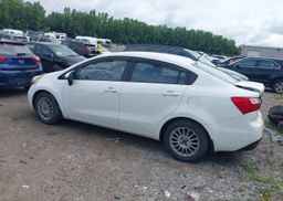 2013 KIA RIO