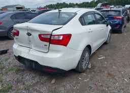 2013 KIA RIO