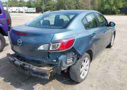 2010 MAZDA MAZDA3 GS