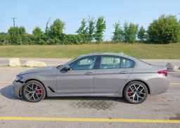 2021 BMW 530