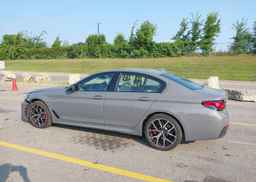 2021 BMW 530