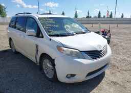 2011 TOYOTA SIENNA XLE