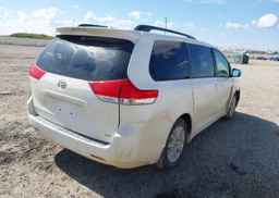 2011 TOYOTA SIENNA XLE
