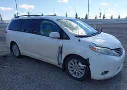 2011 TOYOTA SIENNA XLE