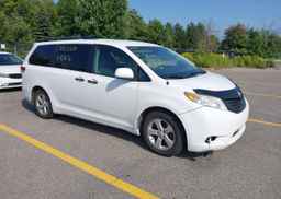 2012 TOYOTA SIENNA