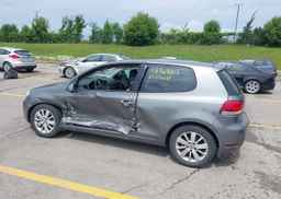 2010 VOLKSWAGEN GOLF