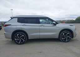 2024 MITSUBISHI OUTLANDER SEL