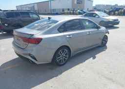 2023 KIA FORTE EX