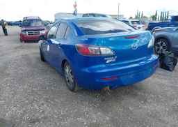 2013 MAZDA MAZDA3