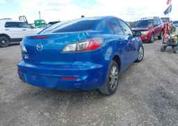 2013 MAZDA MAZDA3