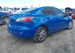 2013 MAZDA MAZDA3