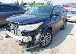 2016 TOYOTA highlander xle