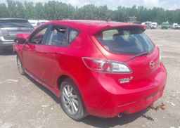 2013 MAZDA MAZDA3 GS-SKY